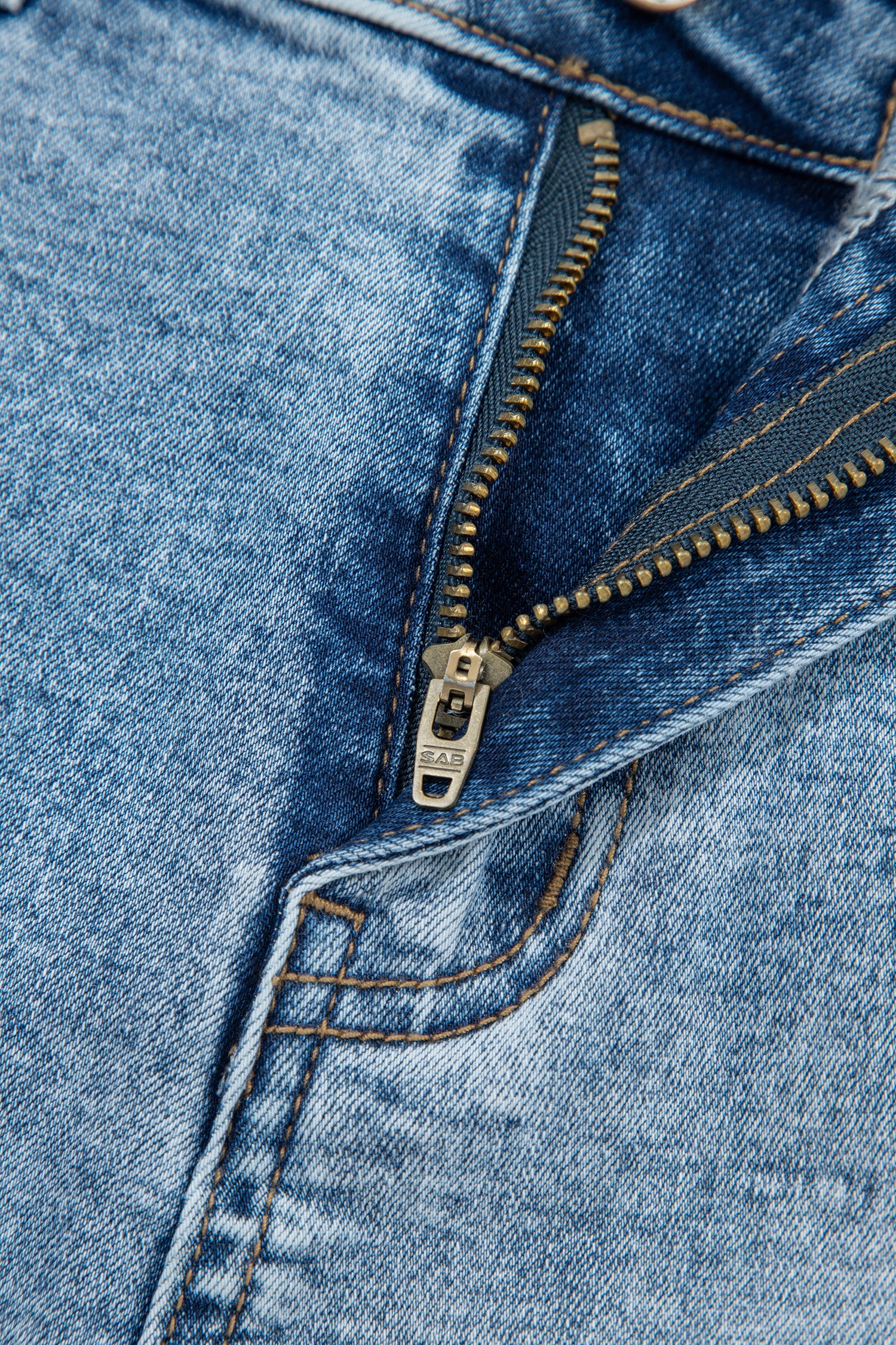 Dusk Blue Western Embroidery Stud Denim Shorts