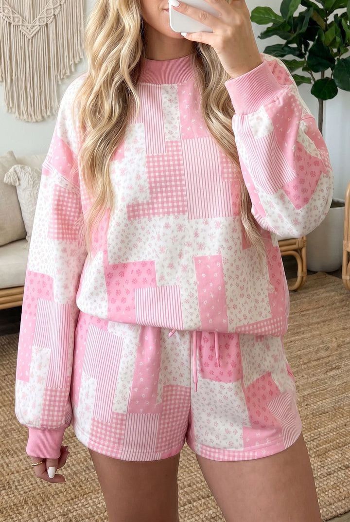 Light Pink Patchwork Floral Print Drop Shoulder Baggy Pullover Drawstring Shorts Set