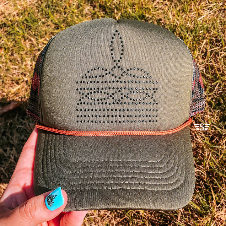 Rhinestone Boot Stitch Printed Mesh Trucker Cap: Olive Aztec / Black