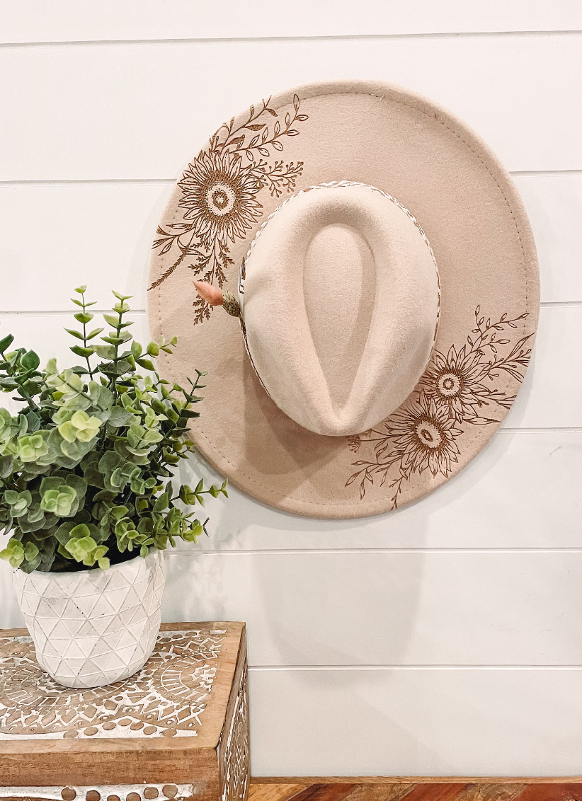 Engraved Floral Hat: Beige