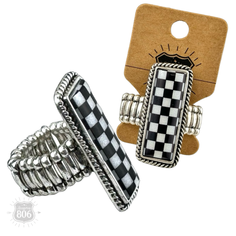 Checkerboard print stretch ring: White