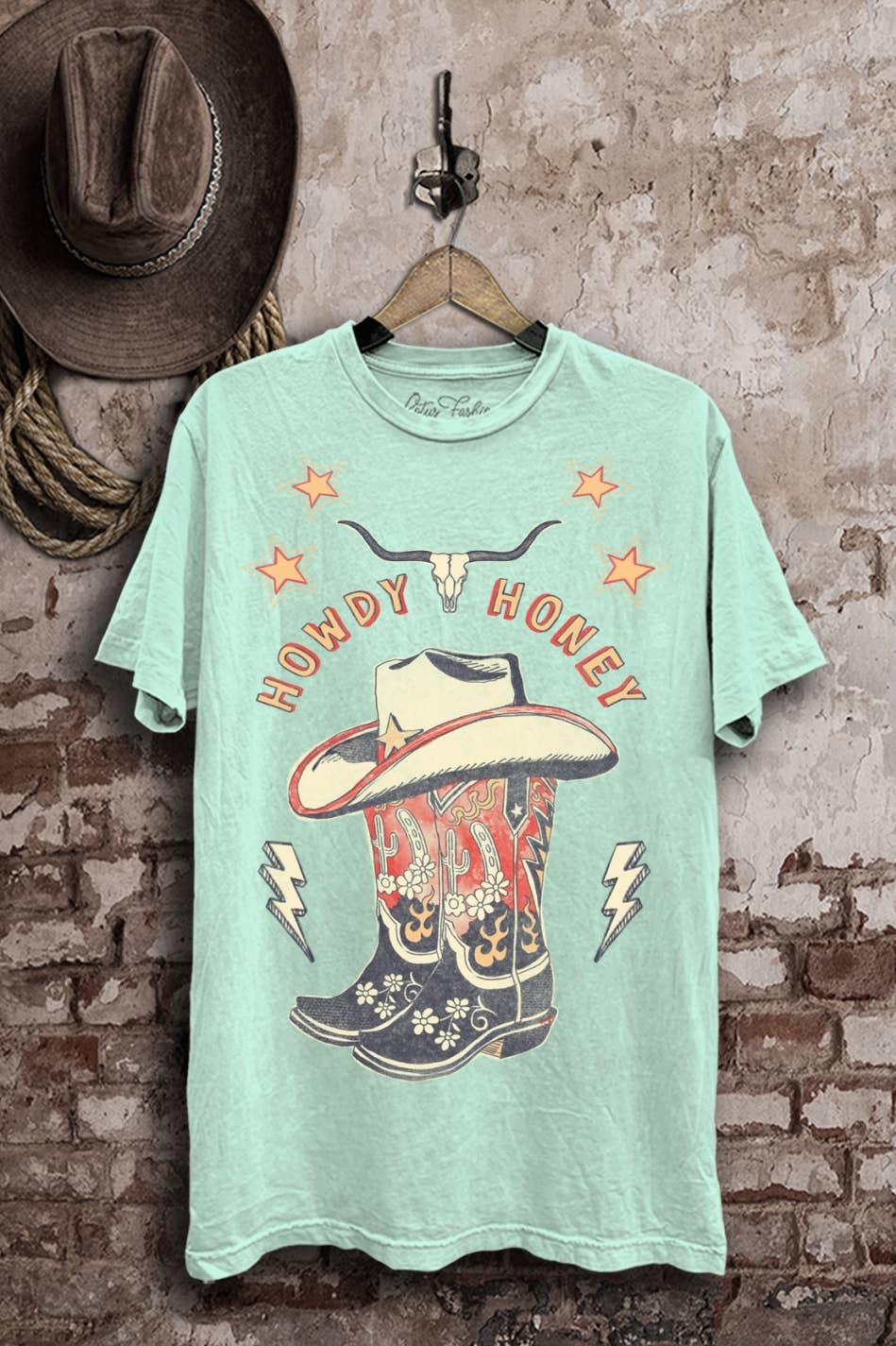 Howdy Honey Graphic Top: Mint Mineral Wash
