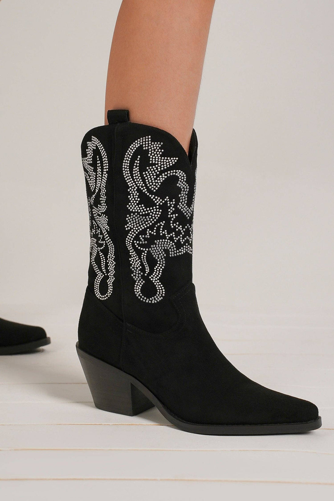 Beast Fashion Western Rhinestone Boots